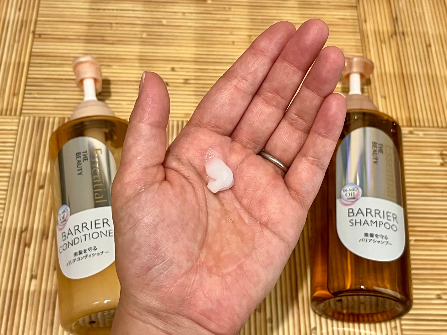 ザビューティ 髪のキメ美容素髪を守る バリアシャンプー/コンディショナー/エッセンシャル/シャンプー・コンディショナーを使ったクチコミ(2枚目)