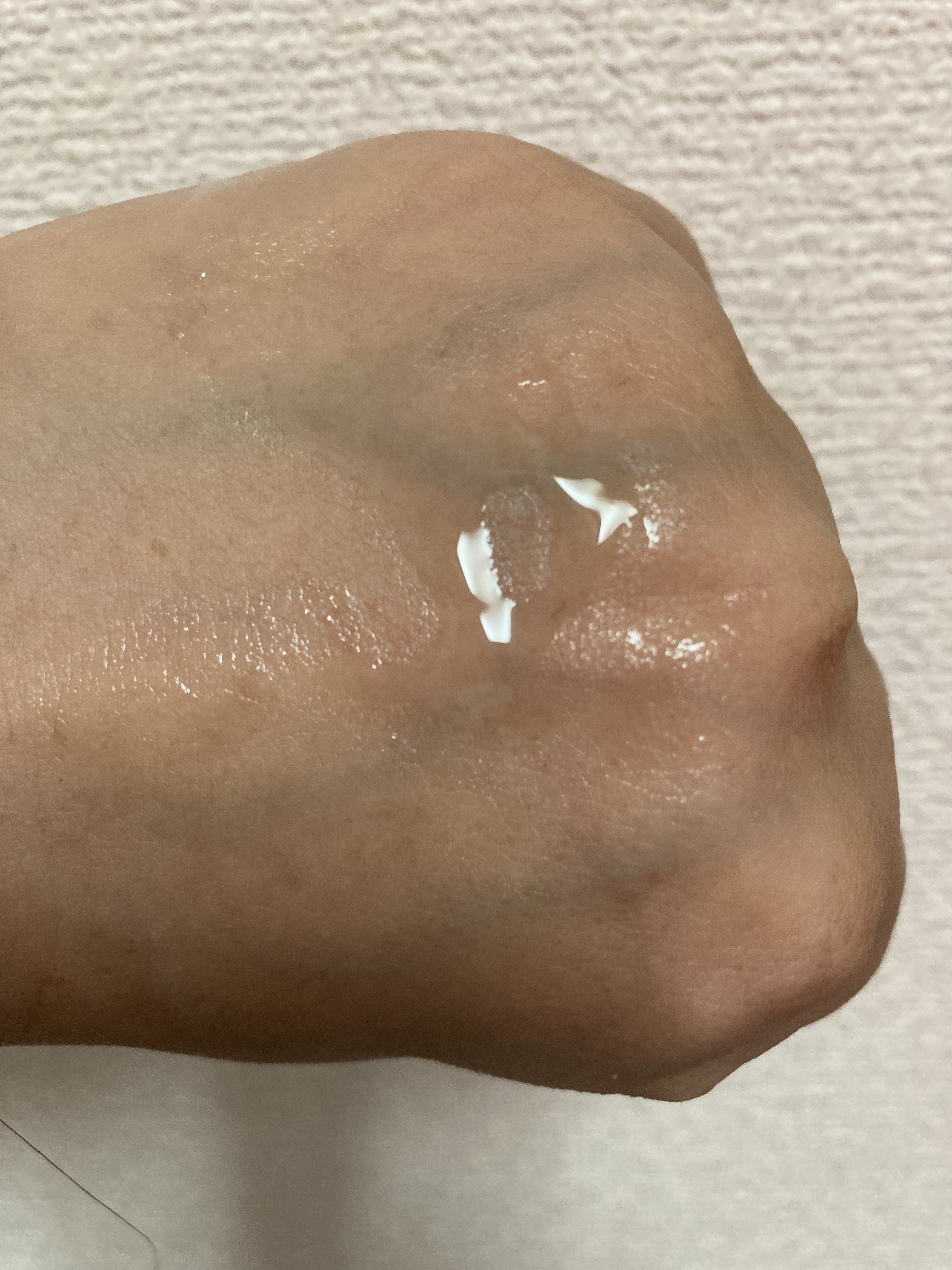 シミ対策美容液/DAISO/美容液を使ったクチコミ（3枚目）