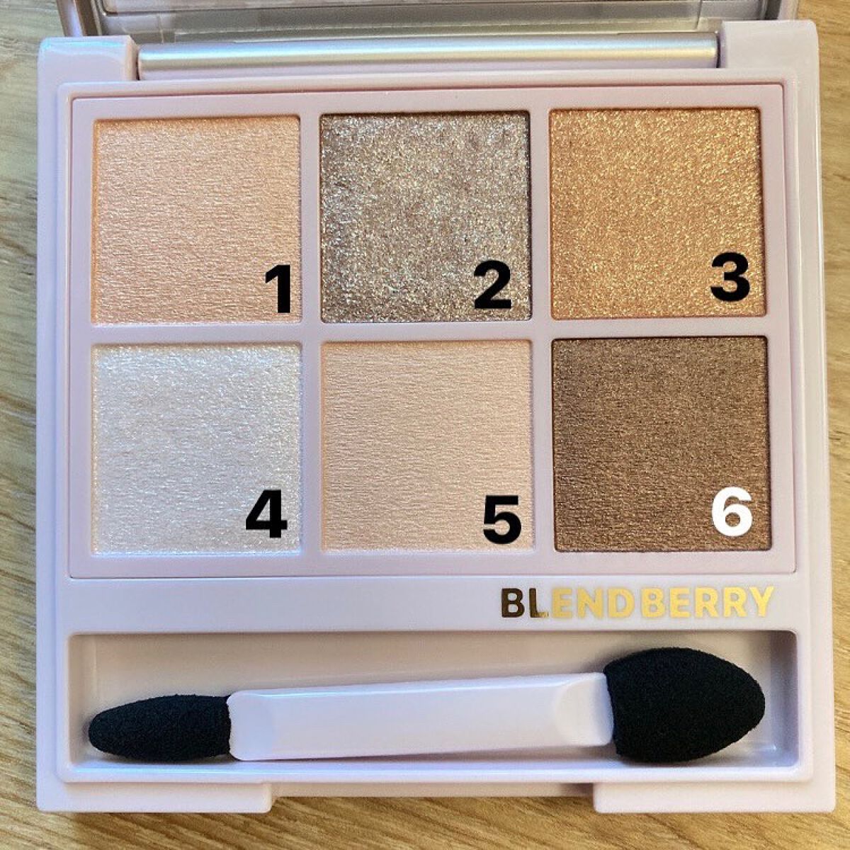 オーラクリエイション/BLEND BERRY/アイシャドウパレットを使ったクチコミ（2枚目）