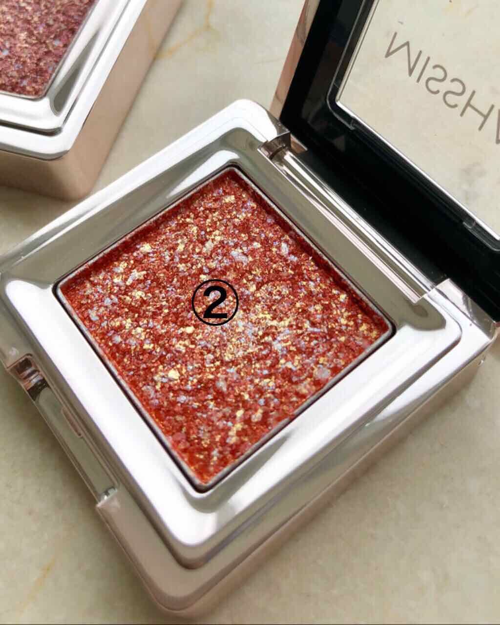 グリッタープリズム シャドウ/MISSHA/グリッターを使ったクチコミ（2枚目）