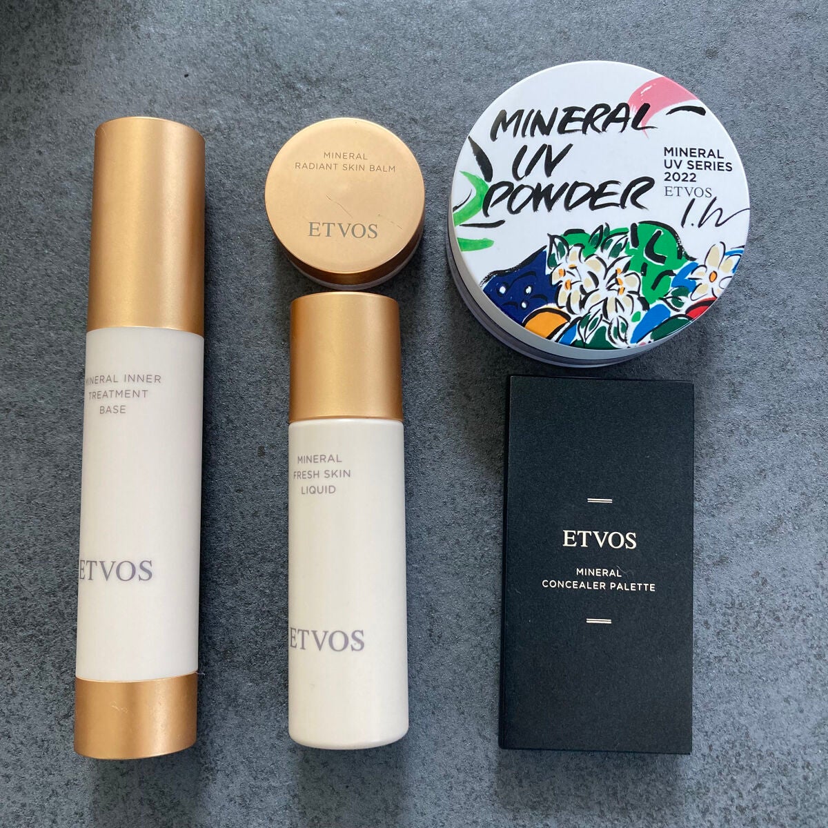 ミネラルフレッシュスキンリキッド/エトヴォス/リキッドファンデーションを使ったクチコミ(5枚目)