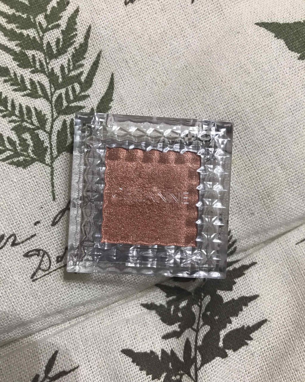 シングルカラーアイシャドウ/CEZANNE/単色アイシャドウを使ったクチコミ(1枚目)