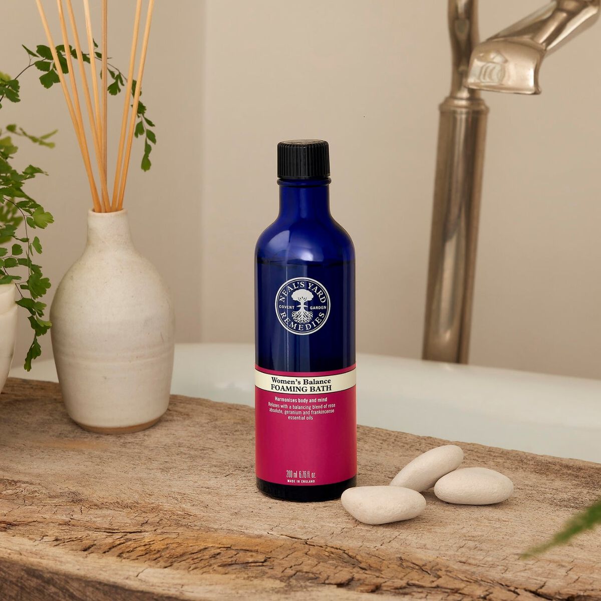 ニールズヤード レメディーズ ウーマンズバランス フォーミングバス