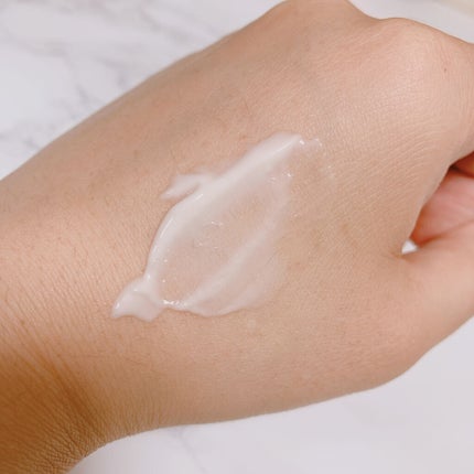 アーモンド ハンドクリーム 30ml/L'OCCITANE/ハンドクリームの画像