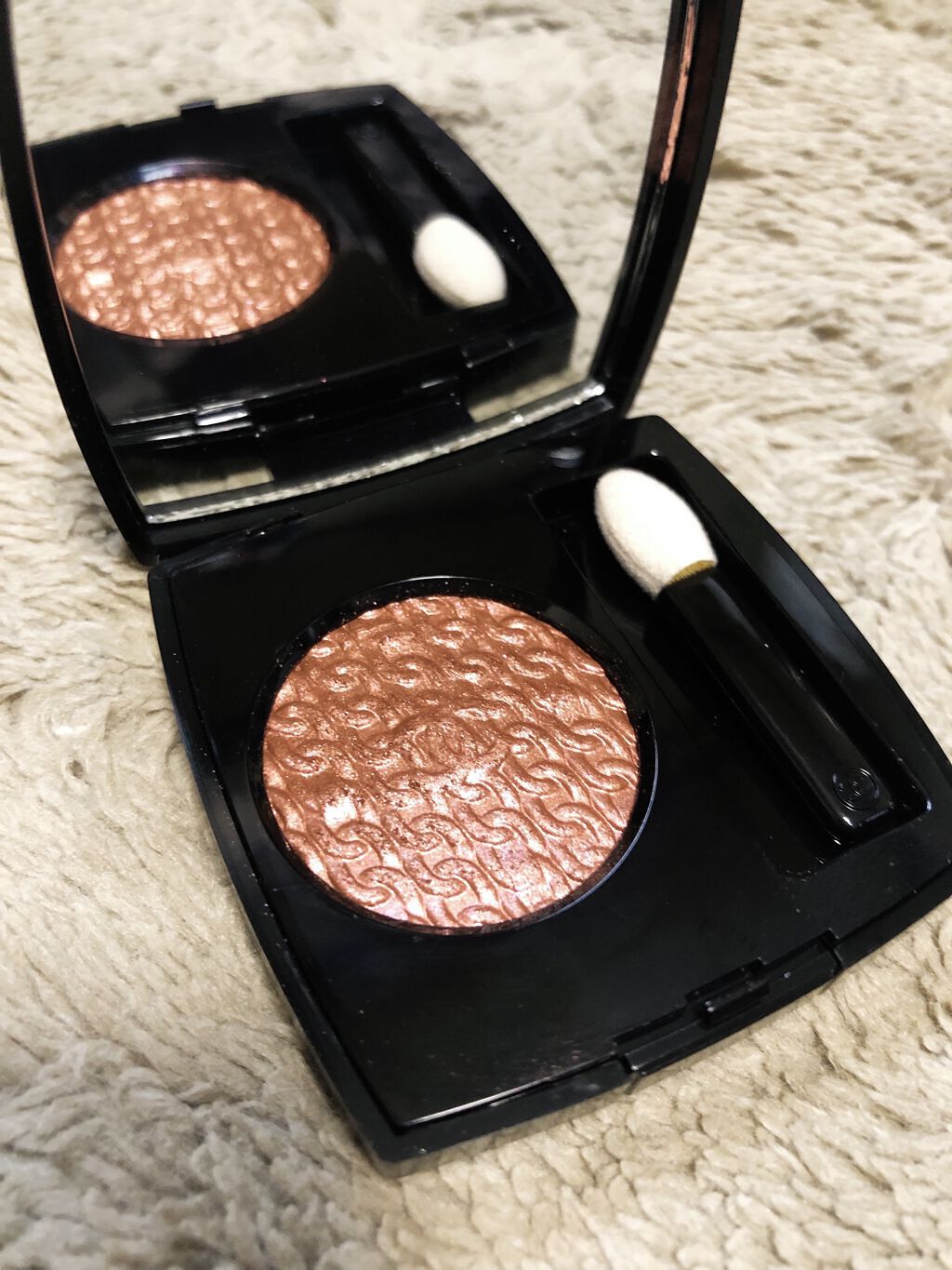 オンブル プルミエール プードゥル/CHANEL/単色アイシャドウを使ったクチコミ（3枚目）