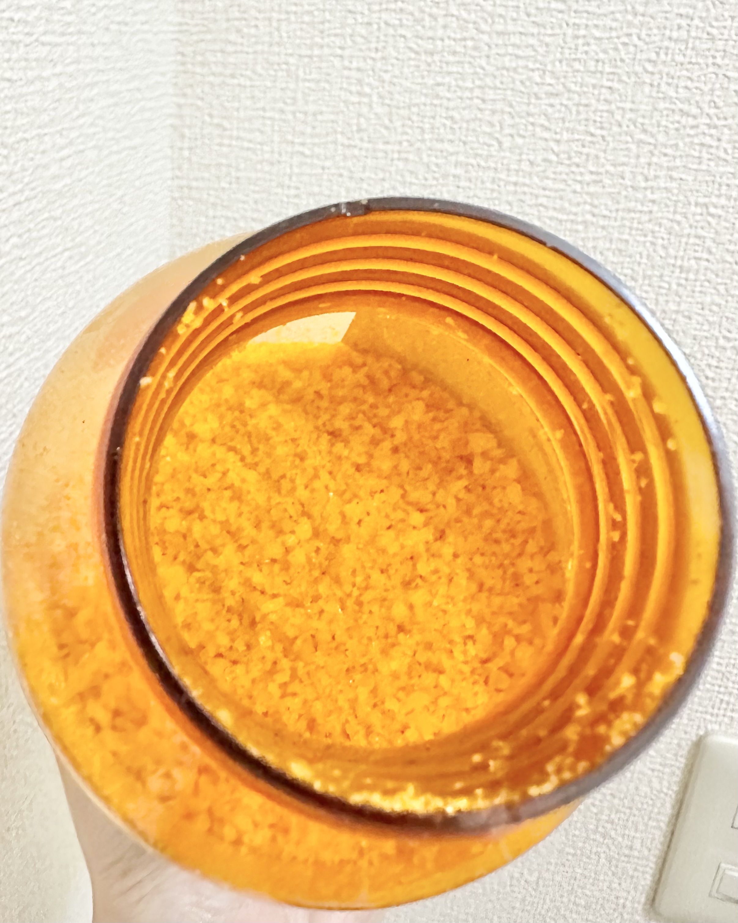 クナイプ バスソルト ユズ＆ジンジャーの香り 850g【旧】/クナイプ/無機塩系入浴剤を使ったクチコミ（2枚目）