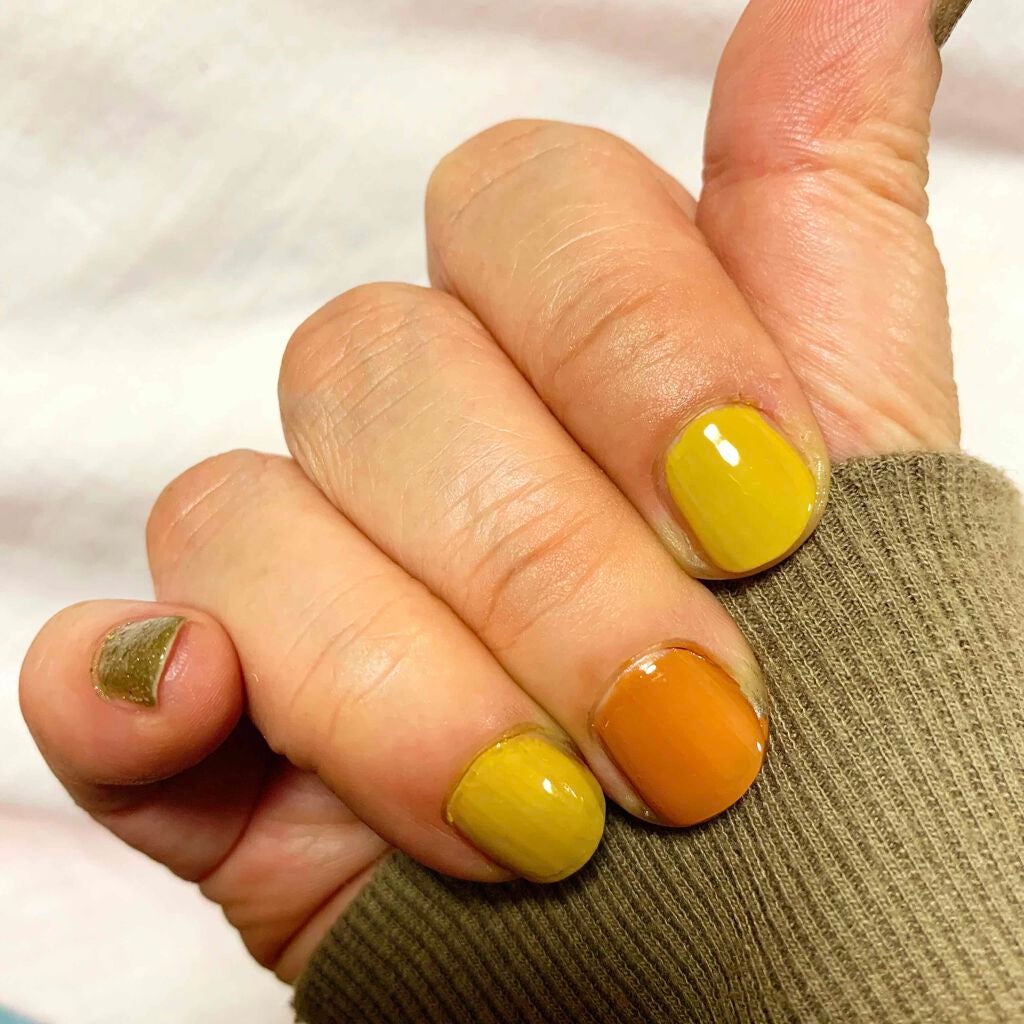 カラフルネイルズ/キャンメイク/マニキュアを使ったクチコミ(1枚目)