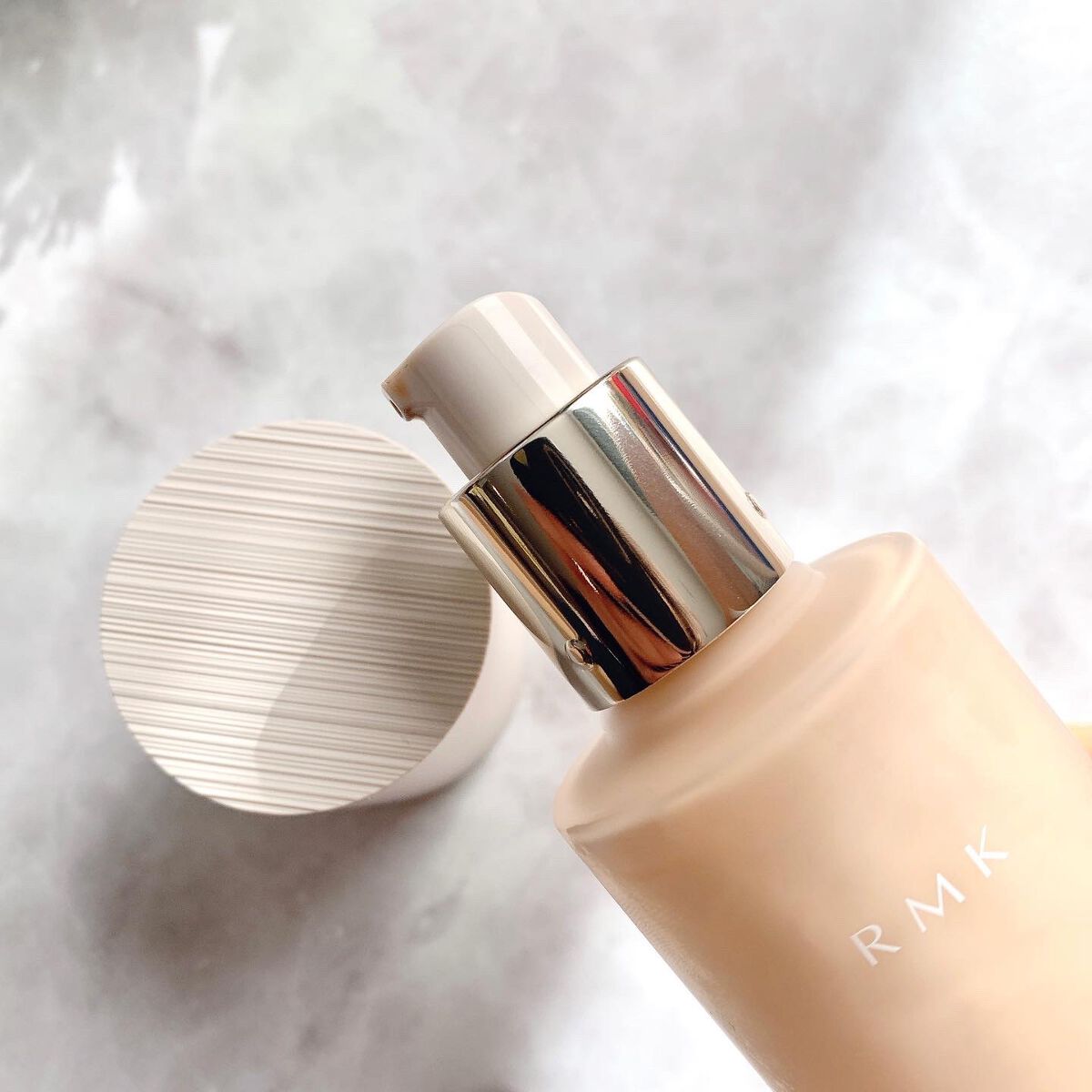 RMK リクイドファンデーション フローレスカバレッジ/RMK/リキッドファンデーションを使ったクチコミ(2枚目)