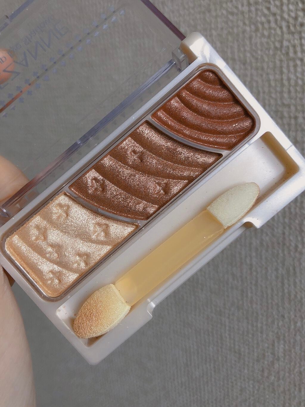 トーンアップアイシャドウ/CEZANNE/アイシャドウパレットを使ったクチコミ(2枚目)