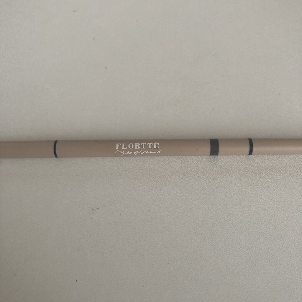 フロレット アイブロウペンシル/FLORTTE/アイブロウペンシルを使ったクチコミ（1枚目）