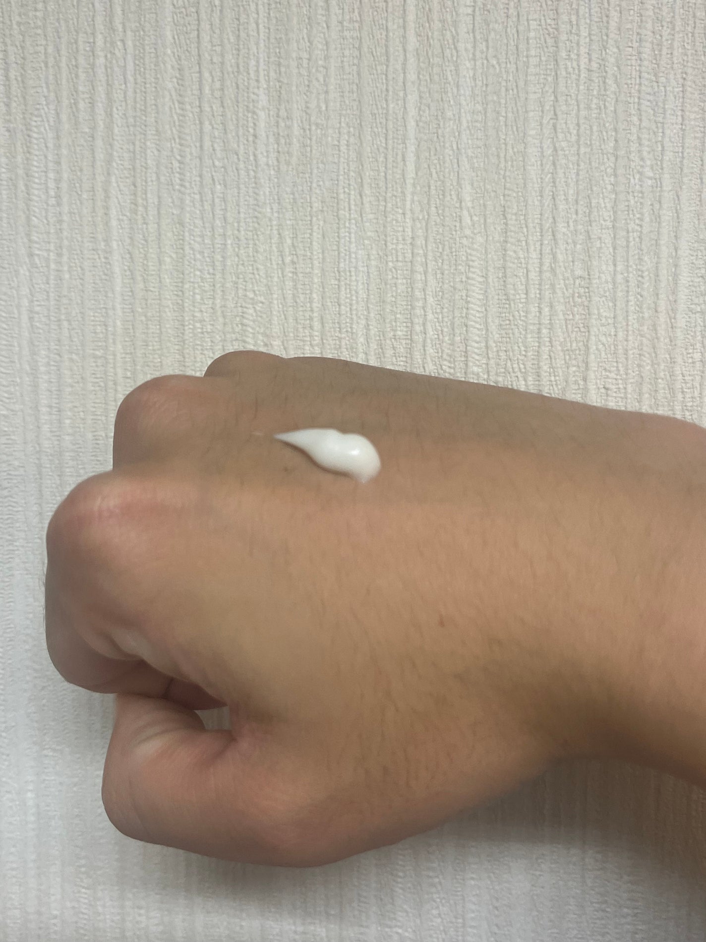 薬用ホワイトニング ハンドクリーム/コエンリッチQ10/ハンドクリームを使ったクチコミ(2枚目)