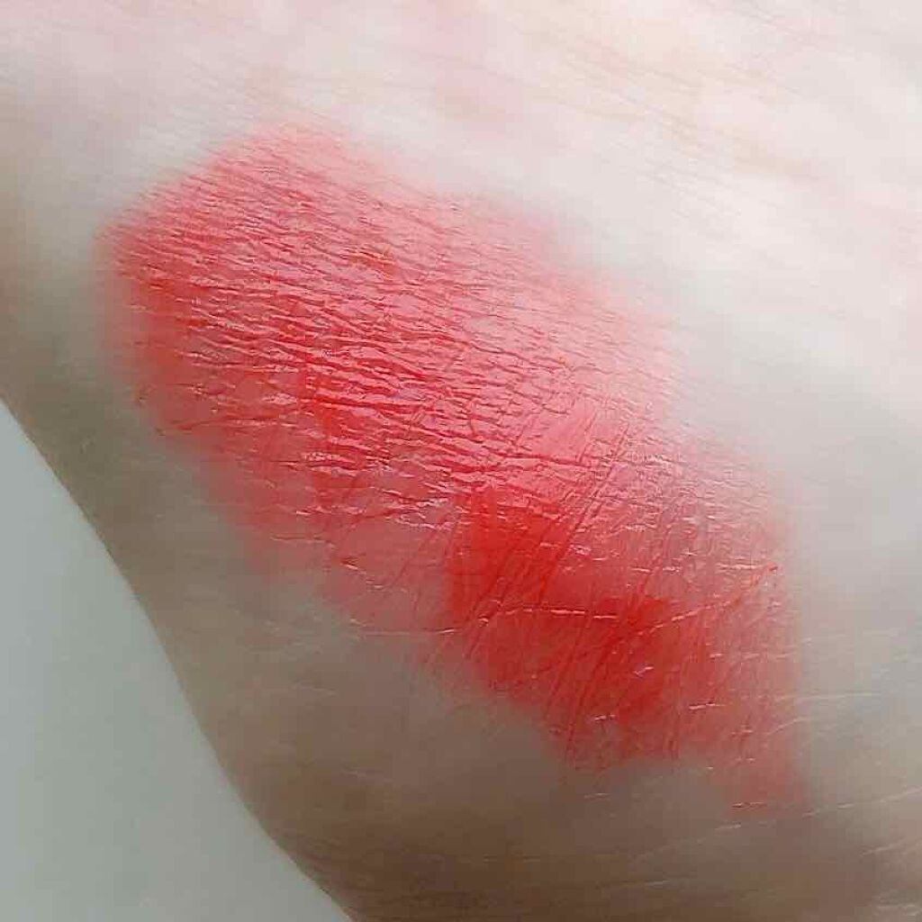 ウォータリーシアー リップスティック/Laka/口紅を使ったクチコミ(3枚目)