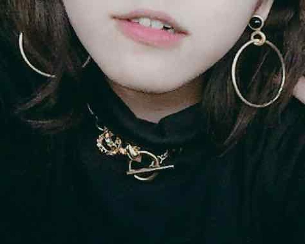 EU. on LIPS 「どうもえうです。🦉コスメじゃないけど、私が好きなブランド🍋〝F..」(3枚目)