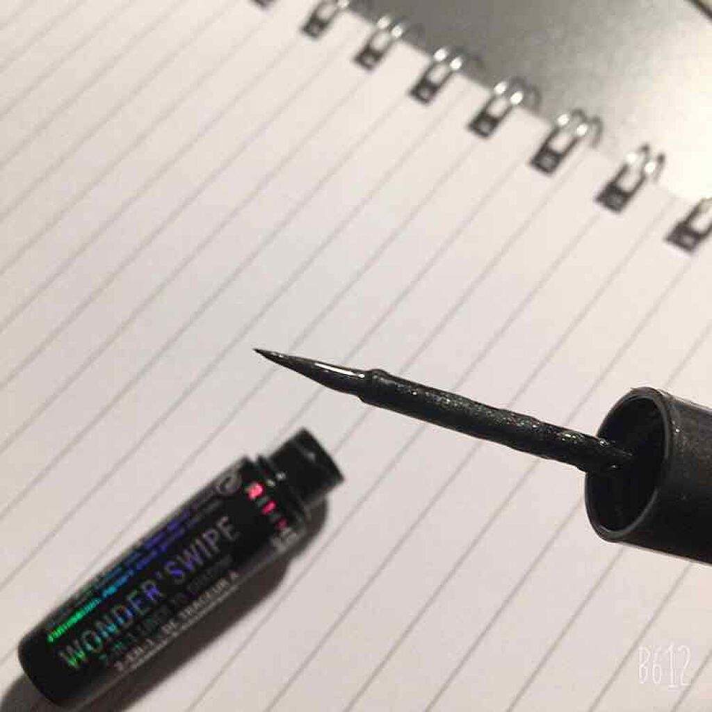 ワンダースワイプ/RIMMEL(海外)/リキッドアイライナーを使ったクチコミ(2枚目)