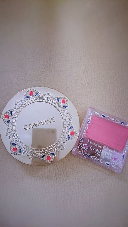 【旧品】マシュマロフィニッシュパウダー/キャンメイク/プレストパウダーを使ったクチコミ(2枚目)