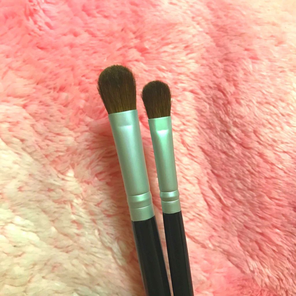 アイシャドウブラシセット/ロージーローザ/メイクブラシを使ったクチコミ（2枚目）