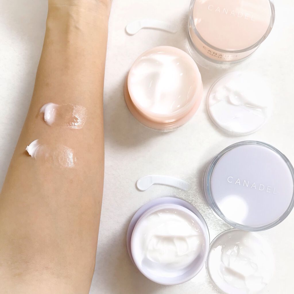 #DUO の姉妹ブランド#CANADEL 💐✨



ピンクのボトルは
✔️プレミアリフト オールインワン 
ハリ、小ジワ、キメの乱れ、フェイスラインのたるみ
にお悩みの方向けのアイテム

テクスチャーはジェル状で
伸びがよく水