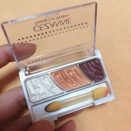 トーンアップアイシャドウ/CEZANNE/アイシャドウパレットを使ったクチコミ(2枚目)