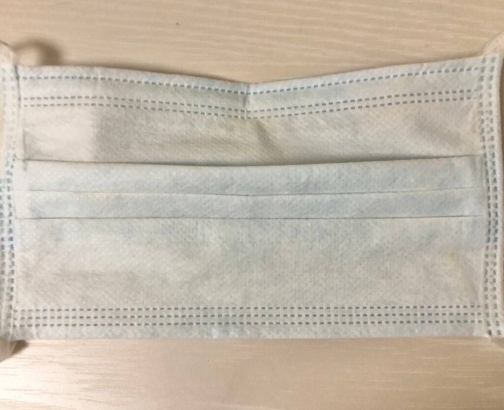 プリズム・リーブル・スキンケアリング・グロウ/GIVENCHY/リキッドファンデーションを使ったクチコミ(2枚目)