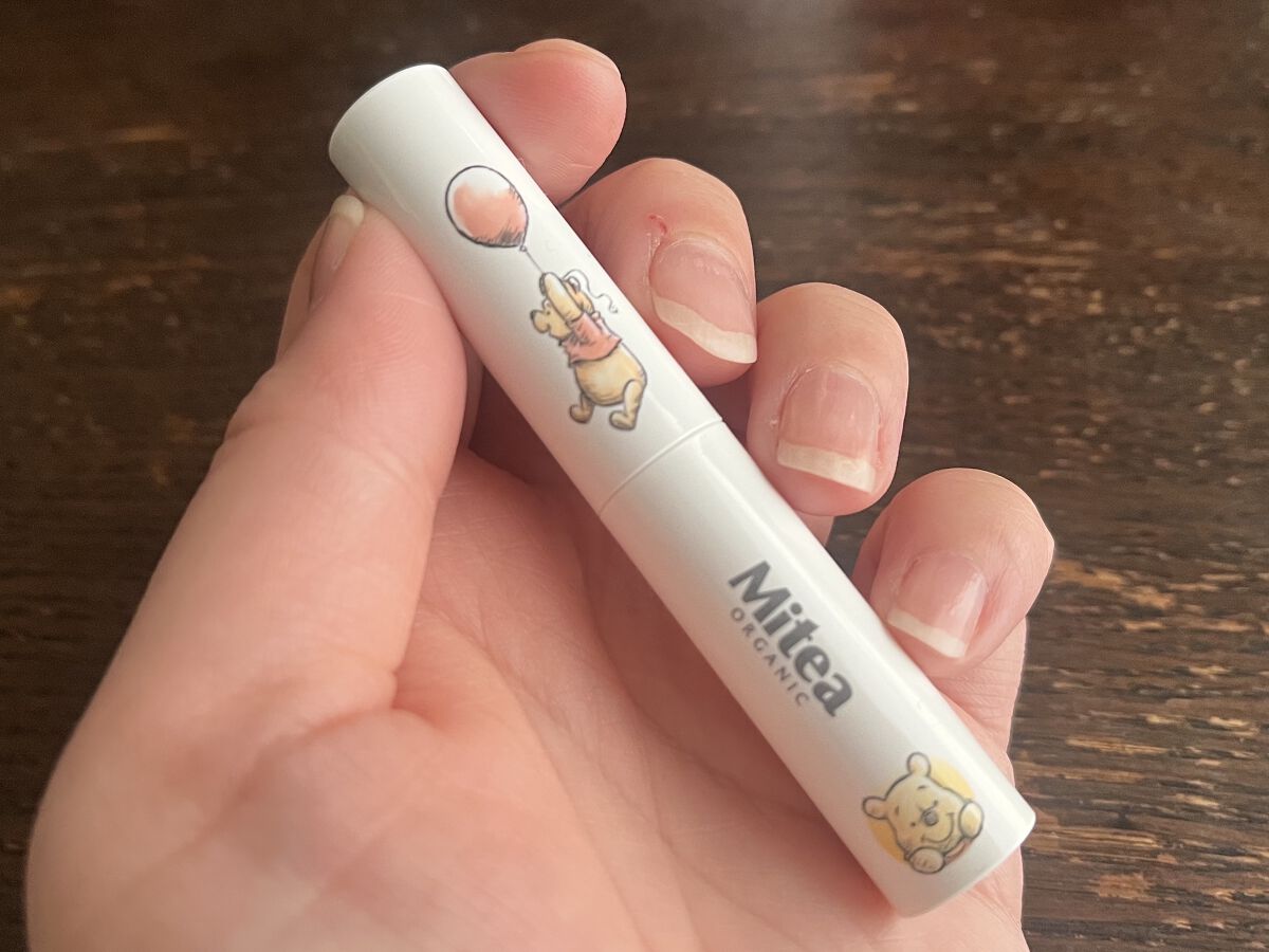 セラムオイルリップスティック  限定パッケージ (04 ハニーアプリコット)/ミティア オーガニック/口紅を使ったクチコミ（3枚目）