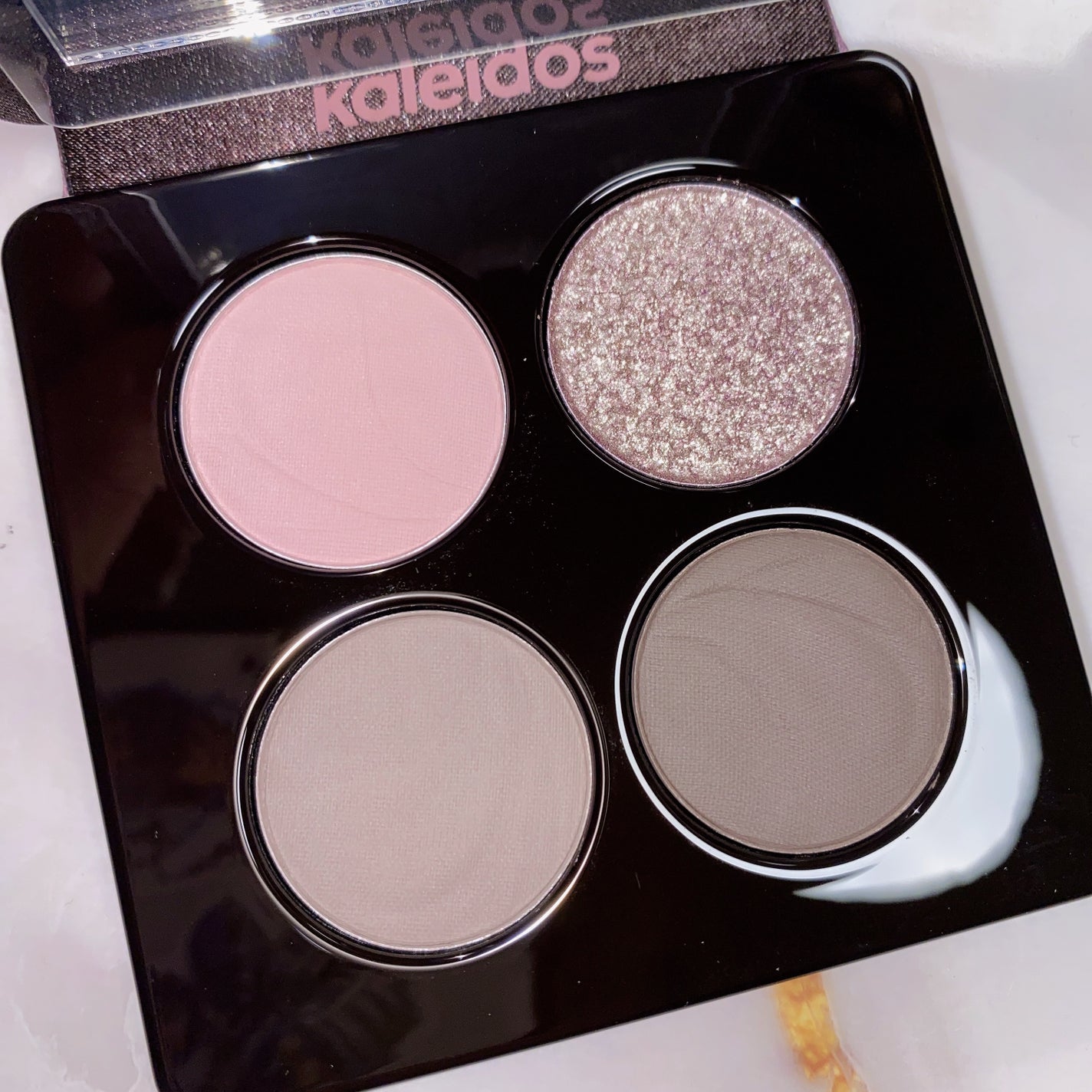 4色アイシャドウパレット/Kaleidos Makeup/アイシャドウパレットを使ったクチコミ(5枚目)