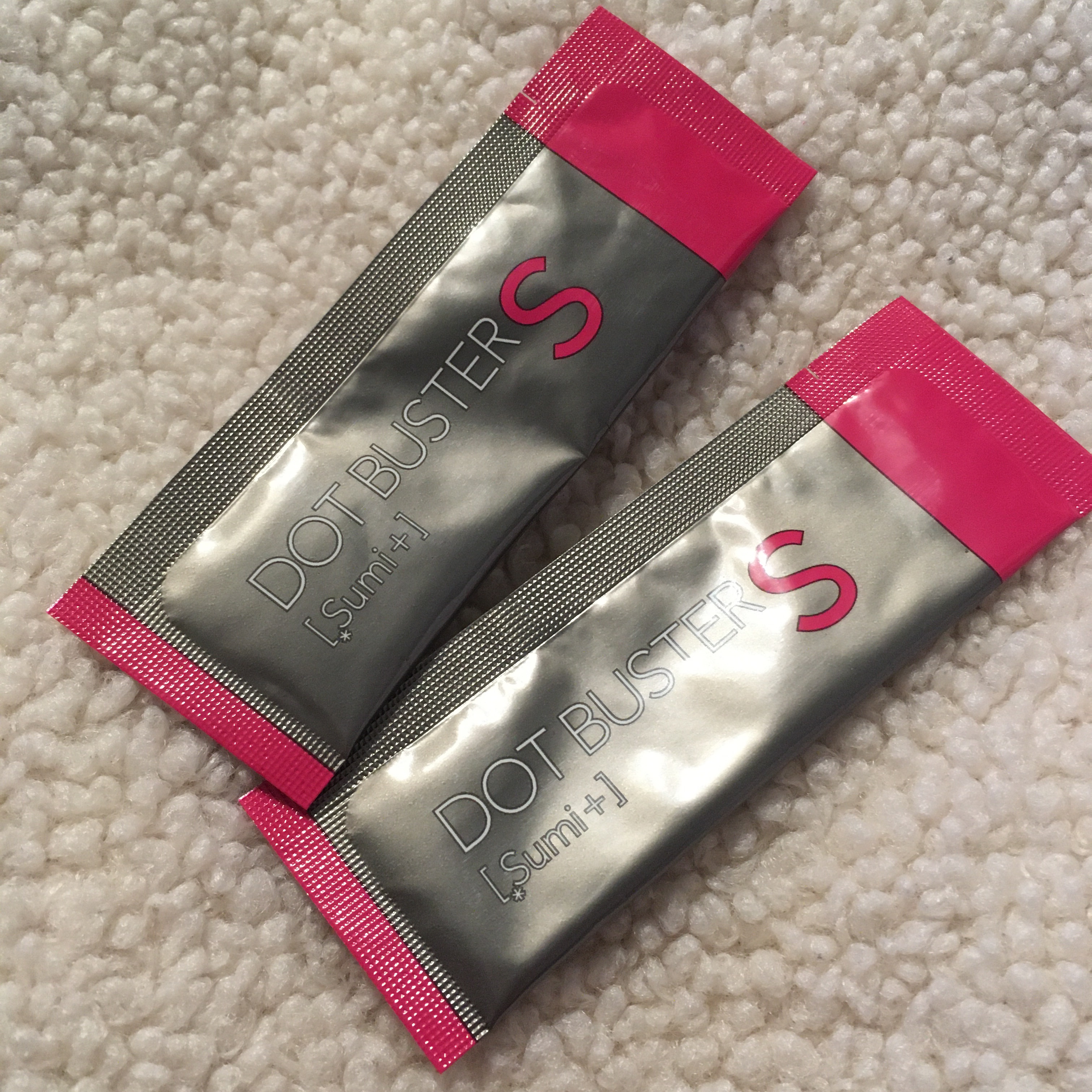 酵素洗顔パウダー ブラック 0.5g×30包/ドットバスター/洗顔パウダーを使ったクチコミ（1枚目）