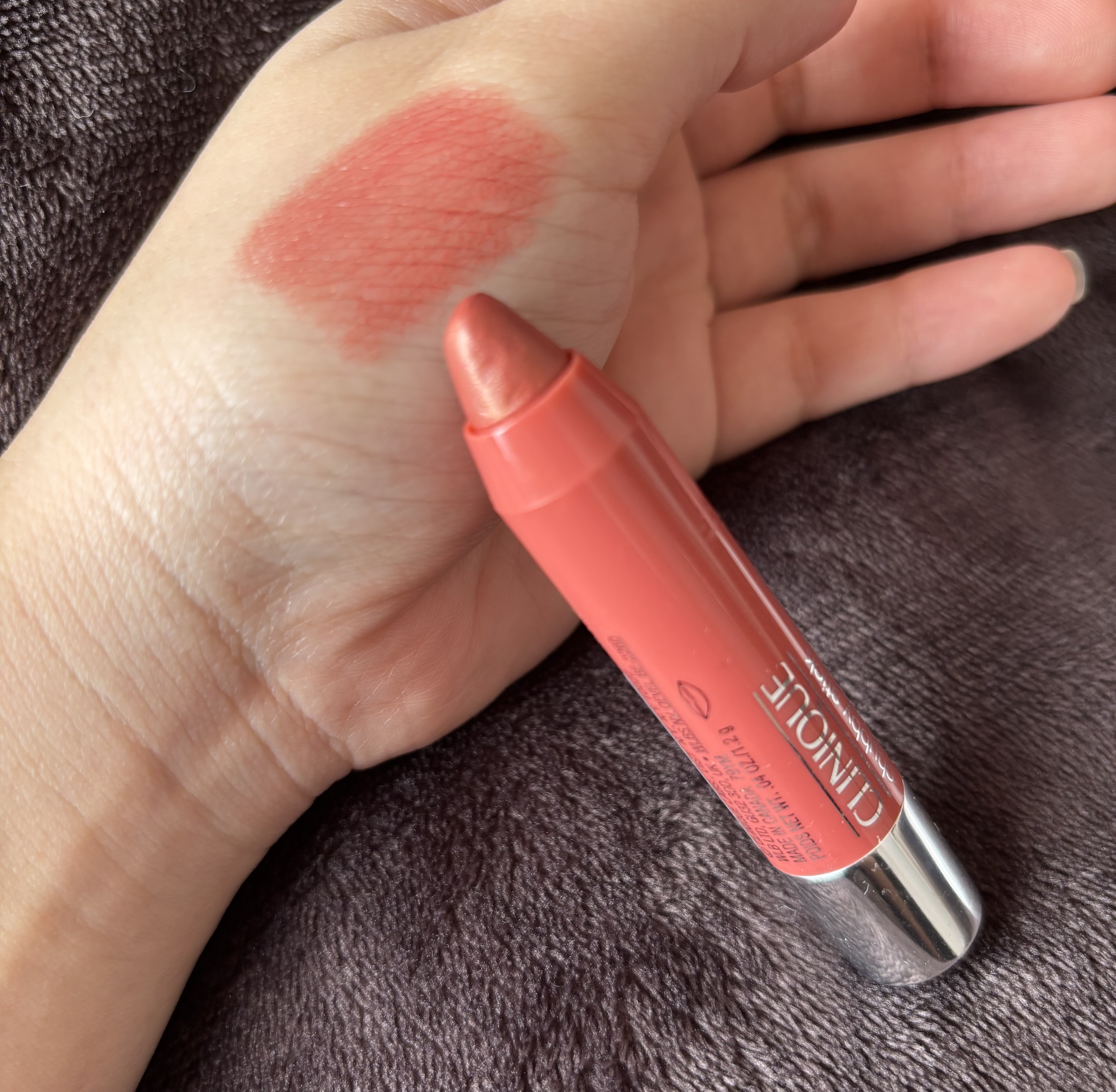 チャビー スティック モイスチャライジング リップ カラー バーム 13 マイティ ミモザ/CLINIQUE/口紅を使ったクチコミ（1枚目）