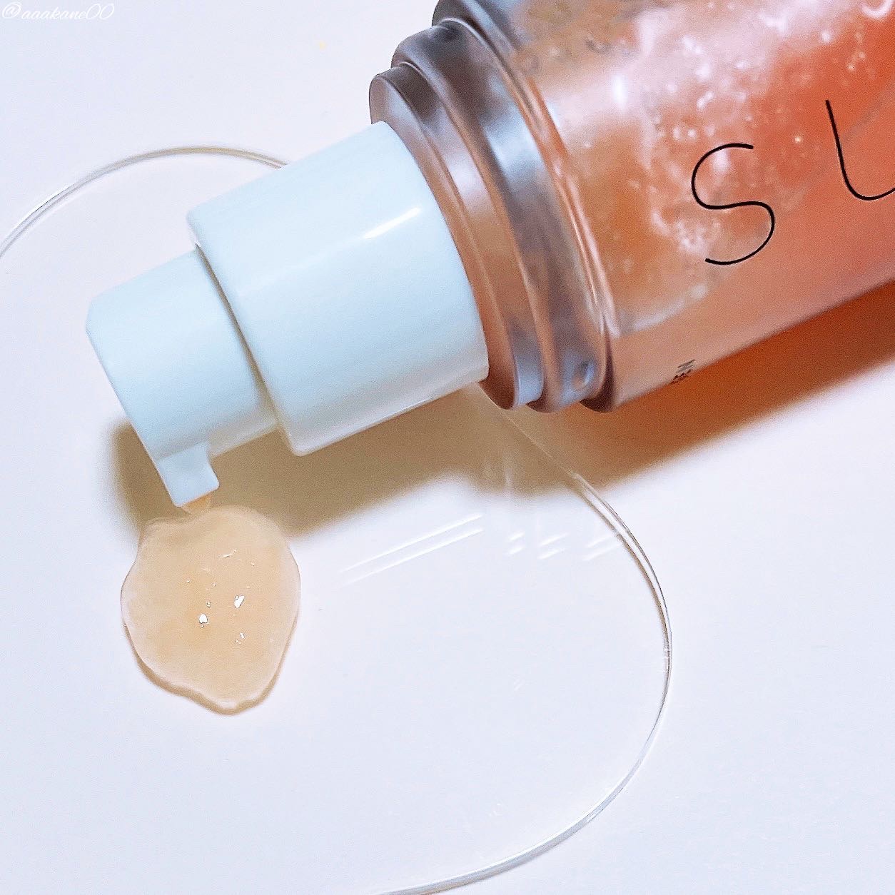 ハリケアコラーゲンサンセラム/VELY VELY/日焼け止めジェルを使ったクチコミ（2枚目）