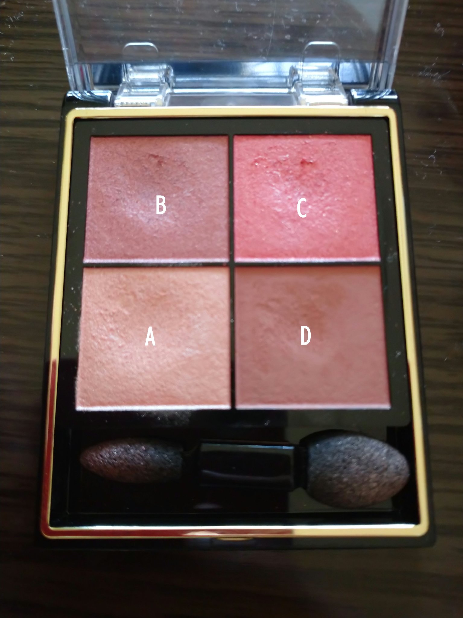 リアルクローズシャドウ/excel/アイシャドウパレットを使ったクチコミ（1枚目）