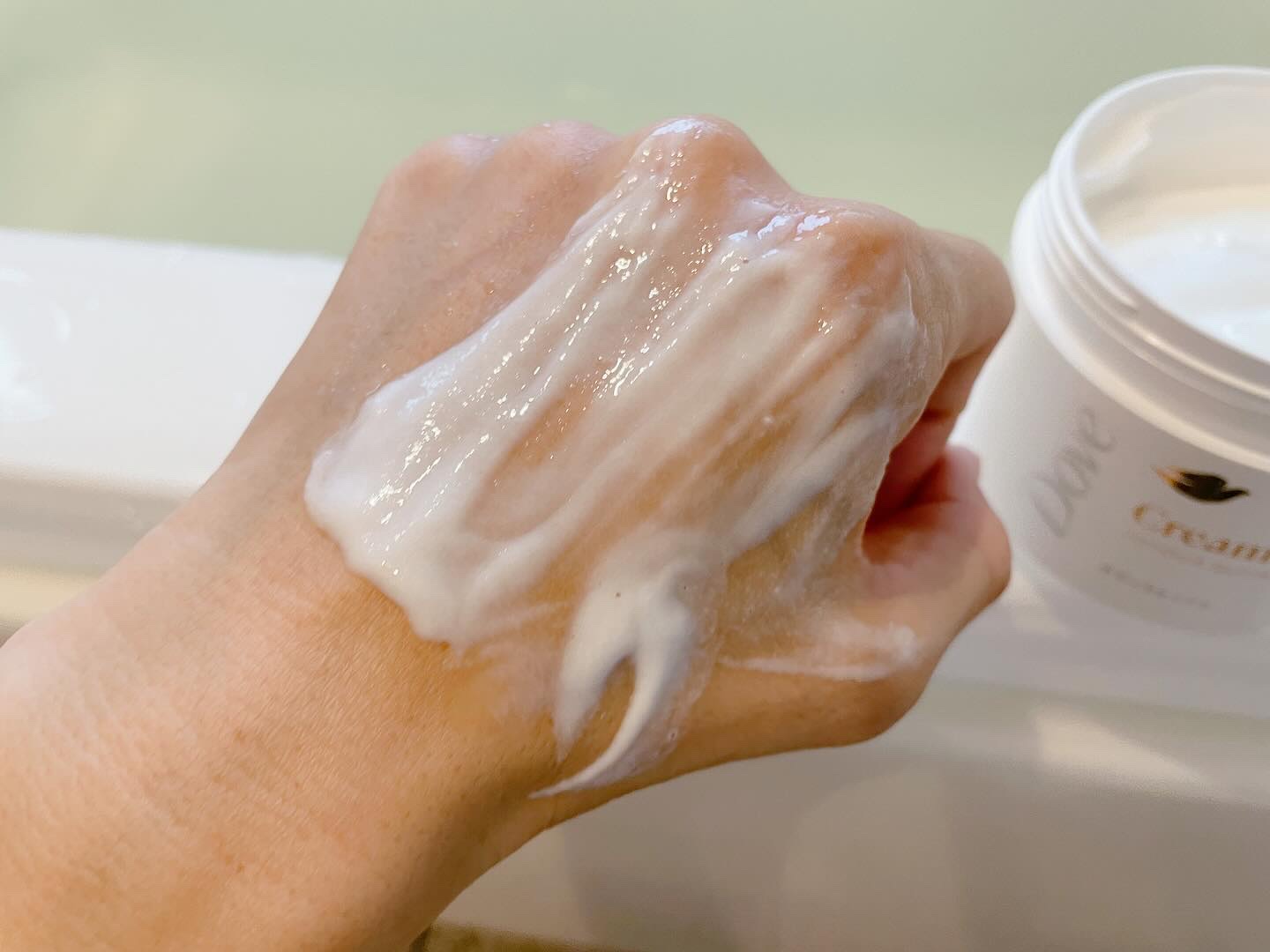 ダヴ クリームボディウォッシュ ジョイアスグロウ/ダヴ/ボディソープを使ったクチコミ（3枚目）