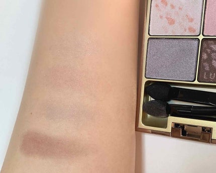 シャインフォールアイズ/LUNASOL/アイシャドウパレットを使ったクチコミ(2枚目)