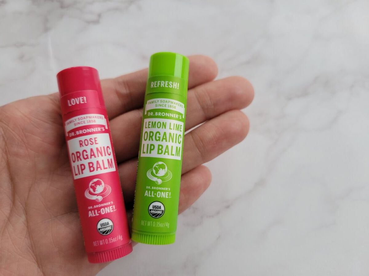 マジック オーガニックリップバーム/ドクターブロナー/リップバームを使ったクチコミ(2枚目)