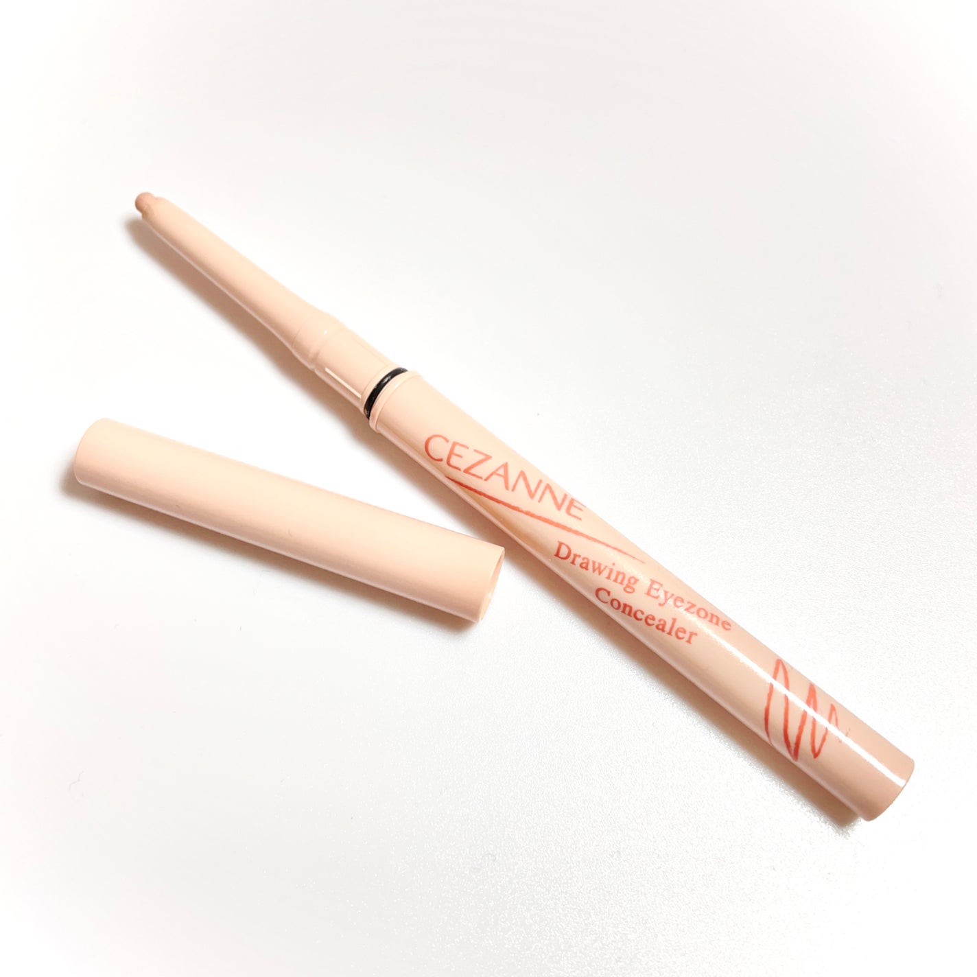 描くアイゾーンコンシーラー/CEZANNE/ペンシルコンシーラーを使ったクチコミ(1枚目)