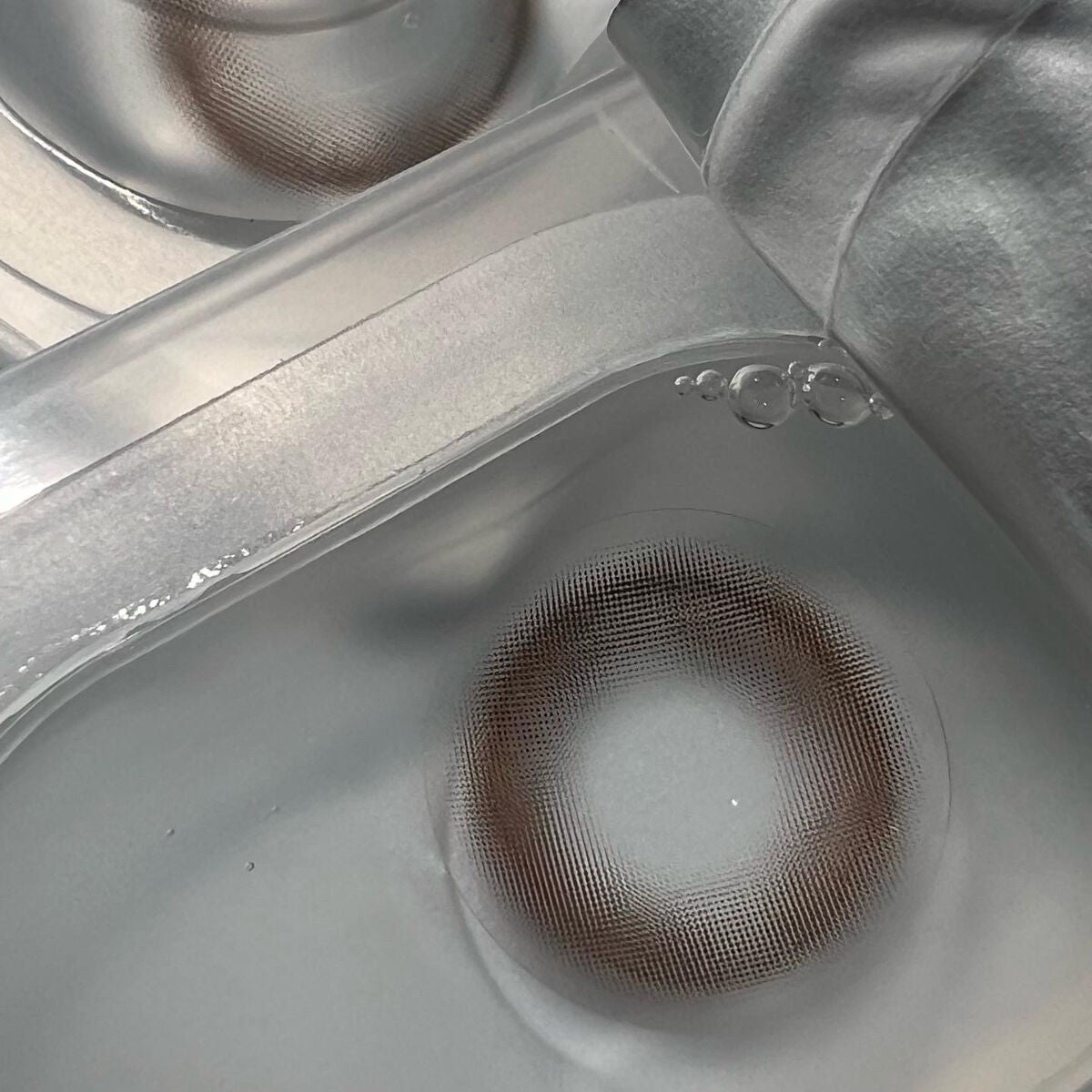 onikuchan フォロバ on LIPS 「韓国アパレル"chuu"のカラコンブランドchuuLENS。好..」(3枚目)