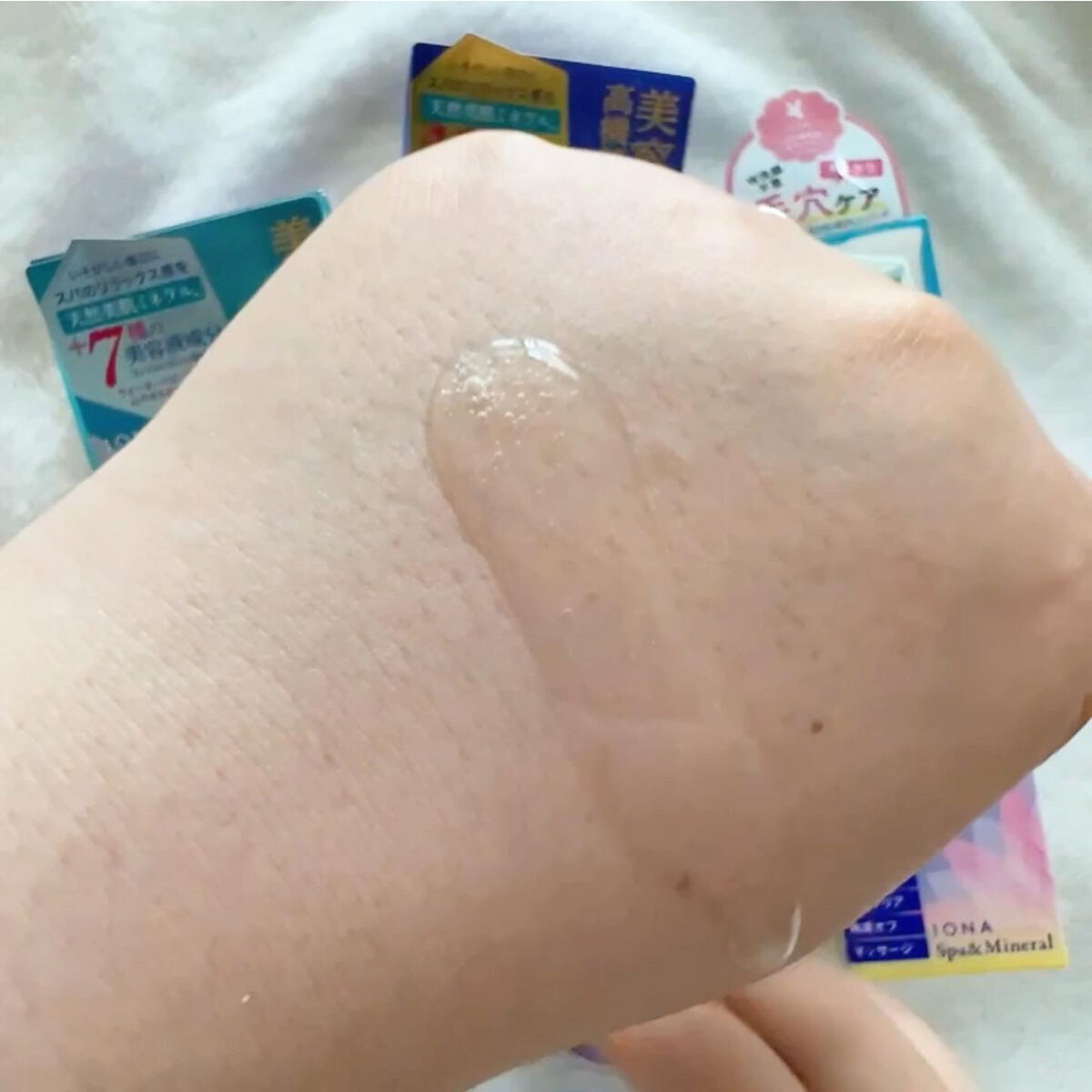 エッセンス ジェル/イオナ スパ＆ミネラル/オールインワン化粧品を使ったクチコミ（3枚目）