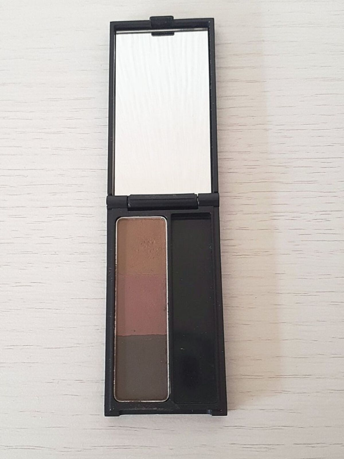 UR GLAM　EYEBROW POWDER/U R GLAM/パウダーアイブロウを使ったクチコミ（2枚目）