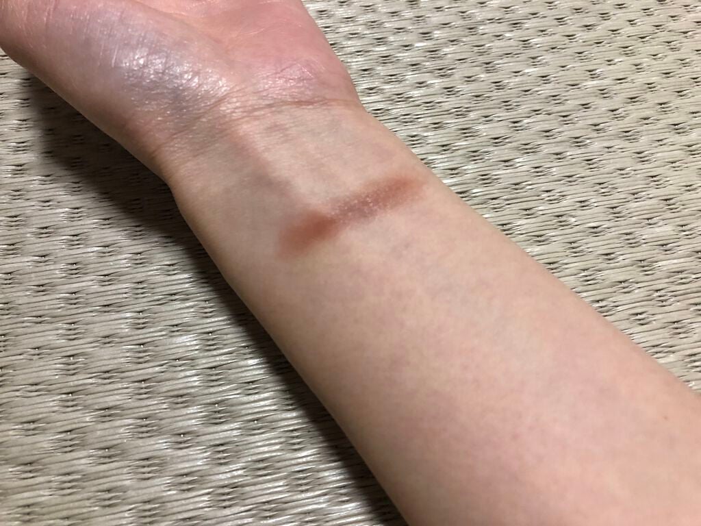 オーガニック認証 精油カラーリップスティック/THE PUBLIC ORGANIC/口紅を使ったクチコミ(2枚目)