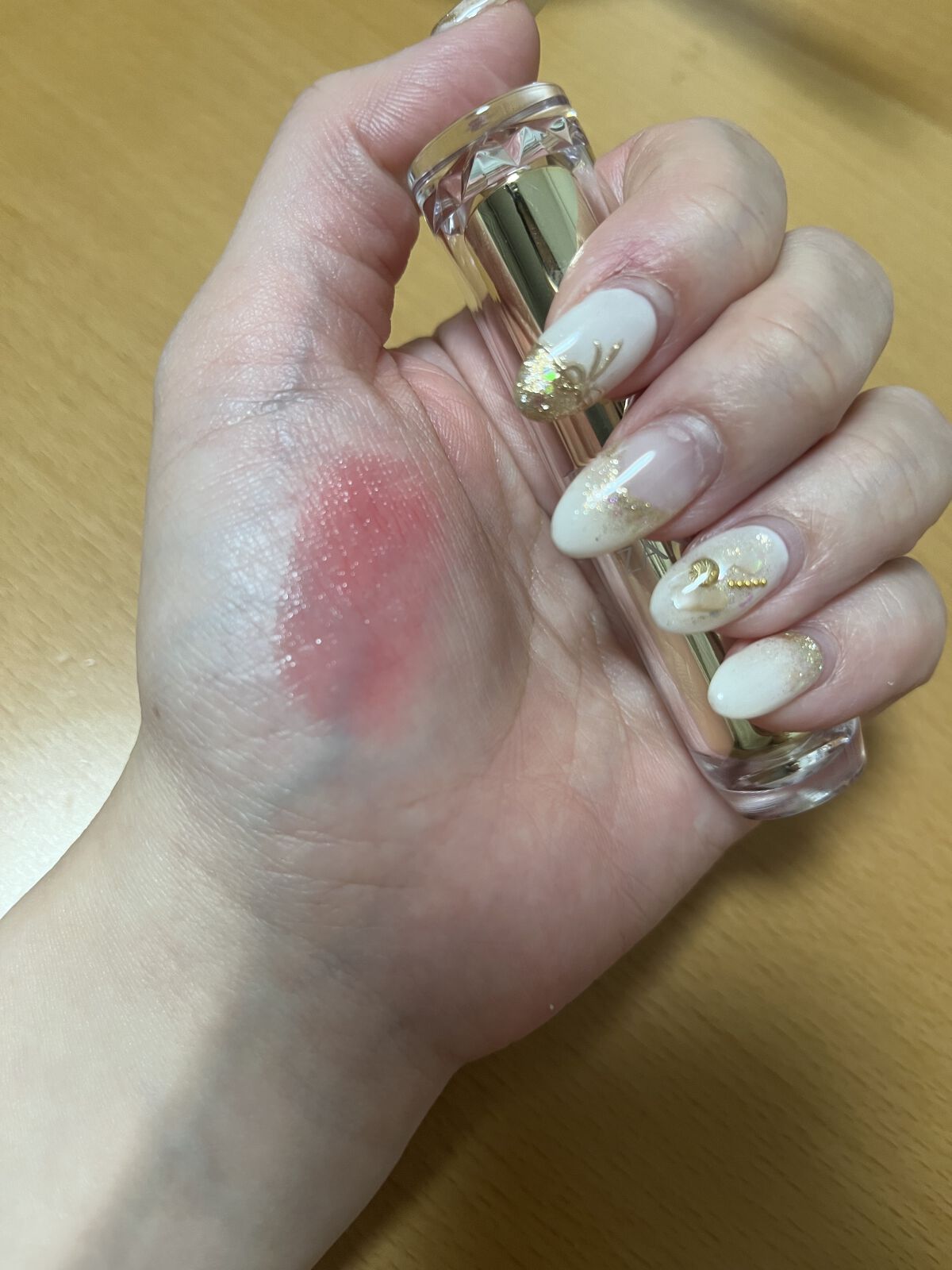 ラスティンググロスリップ/CEZANNE/口紅を使ったクチコミ（3枚目）