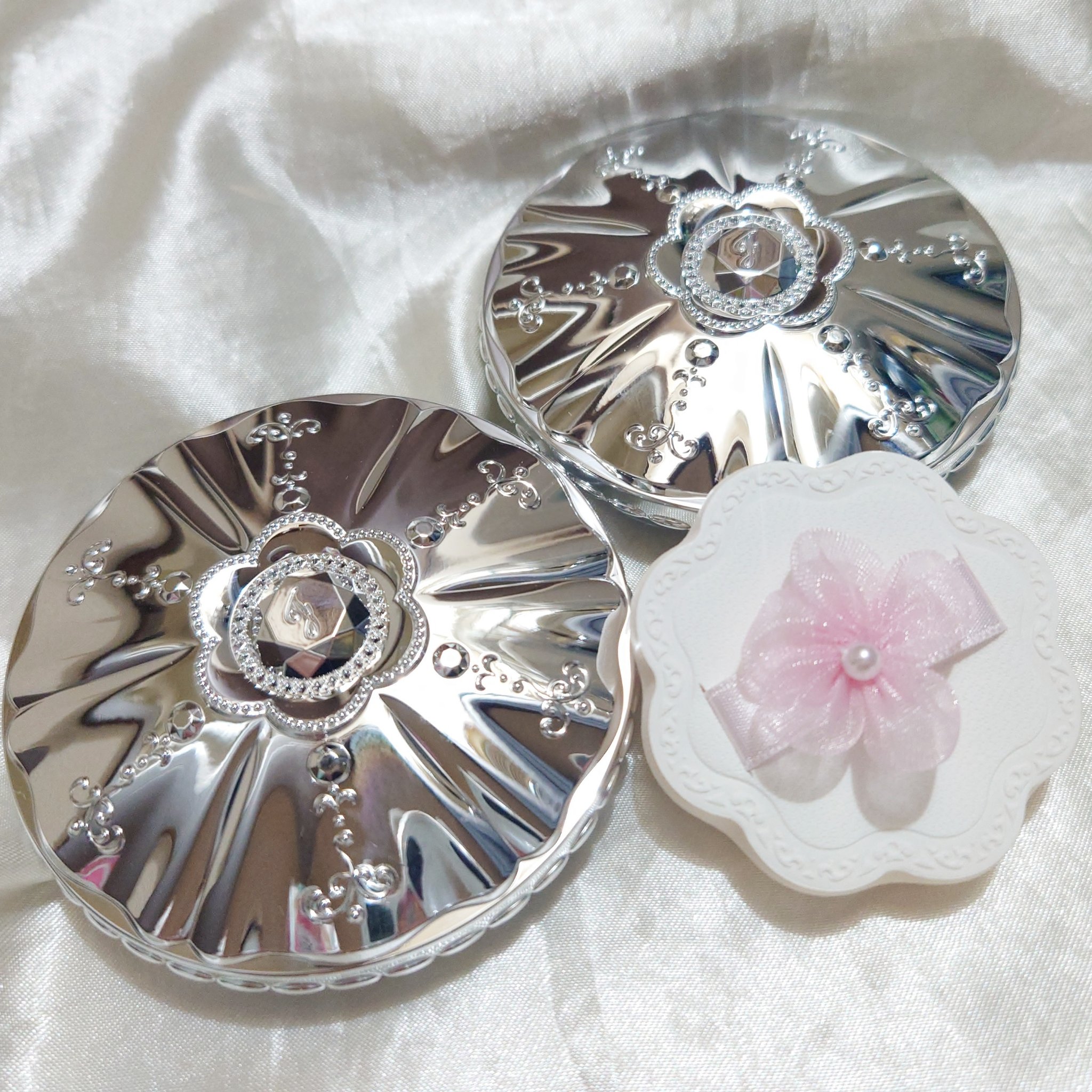 ジルスチュアート　パステルペタル ブラッシュ/JILL STUART/パウダーチークを使ったクチコミ（2枚目）