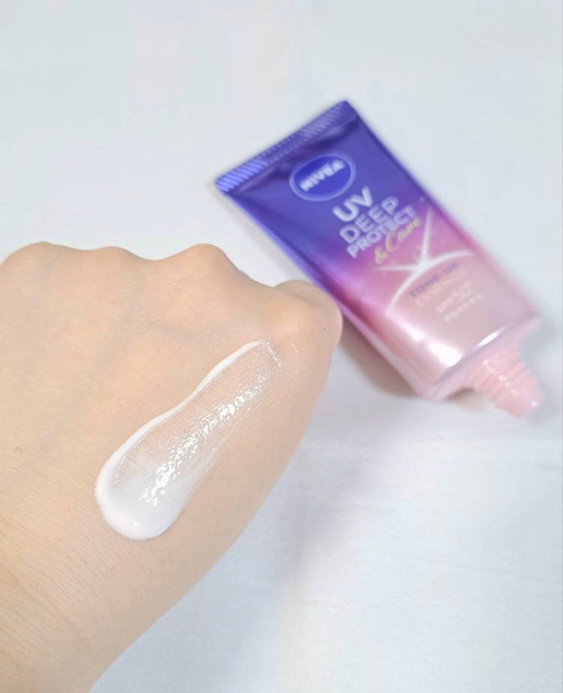 ニベアUV ディープ プロテクト&ケア トーンアップ エッセンス/ニベア/日焼け止めローションを使ったクチコミ(1枚目)