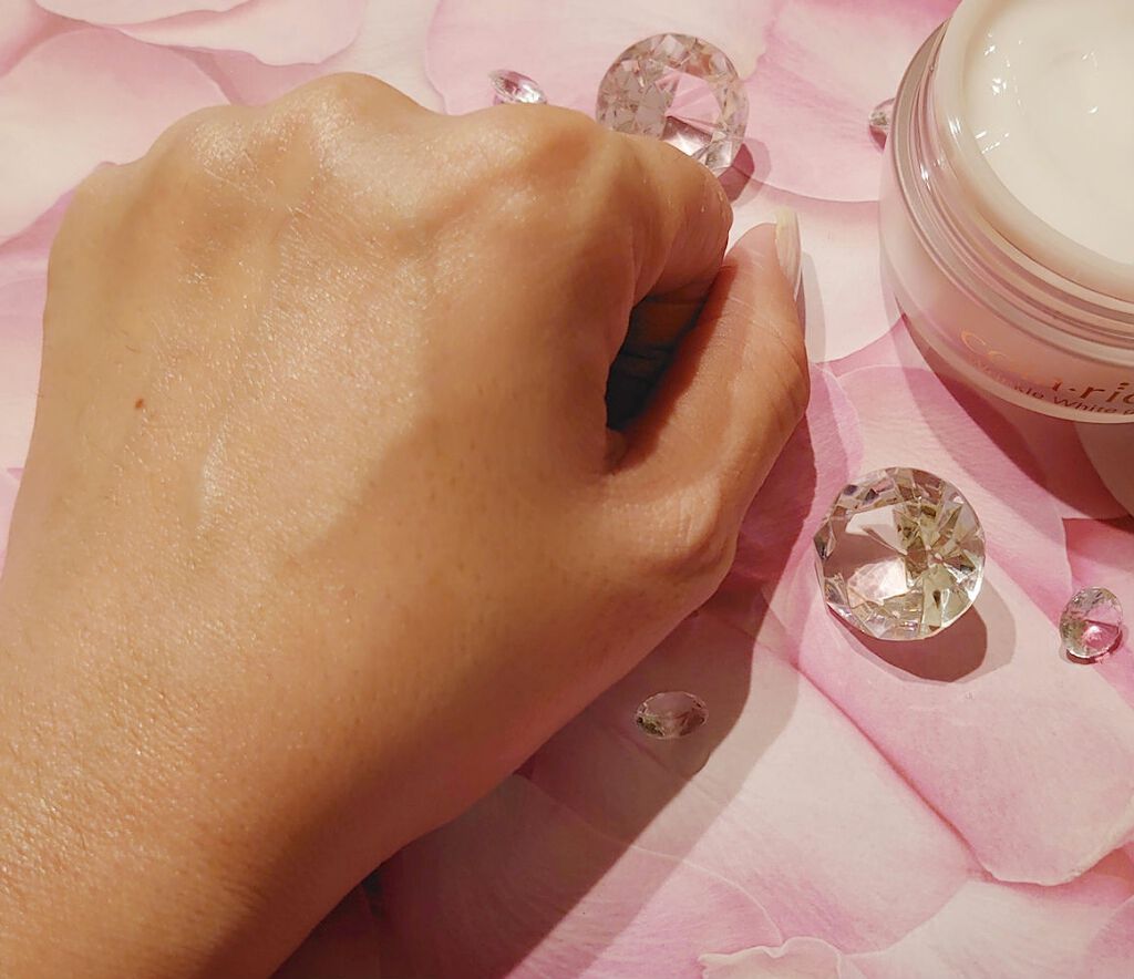 薬用美白・シワ改善オールインワンジェル/コラリッチ/オールインワン化粧品を使ったクチコミ(5枚目)