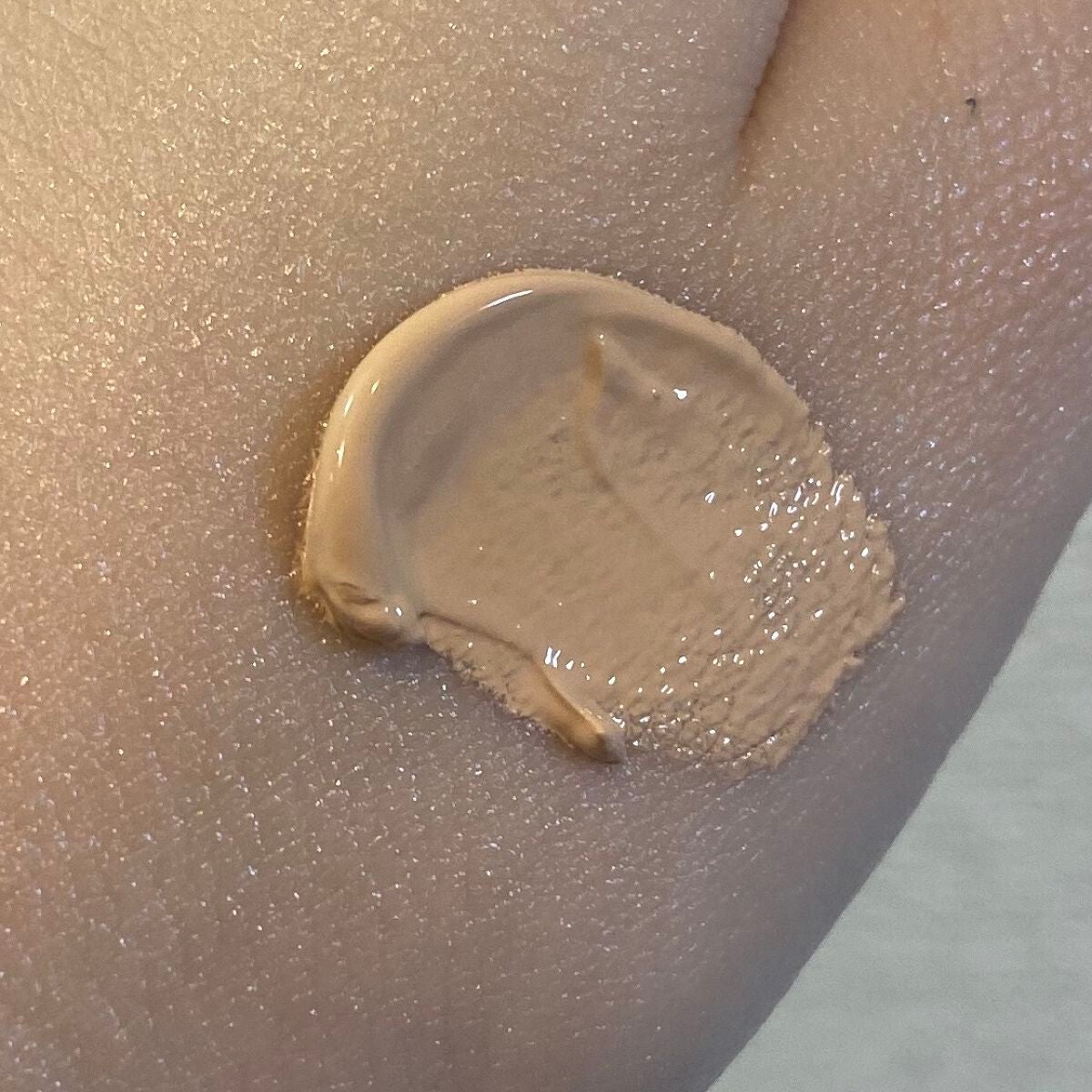 ライブリースキン ウェア/KANEBO/クリーム・エマルジョンファンデーションを使ったクチコミ(3枚目)