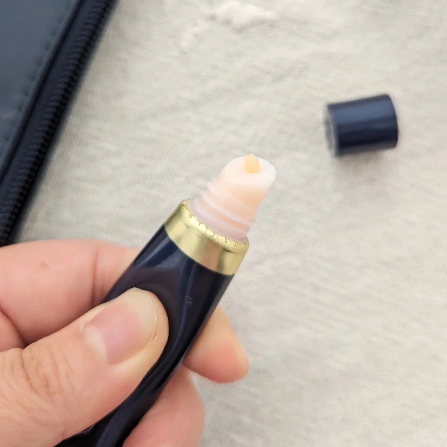 ニベア ロイヤルブルーリップ 濃密美容ケア/ニベア/リップ美容液を使ったクチコミ(5枚目)