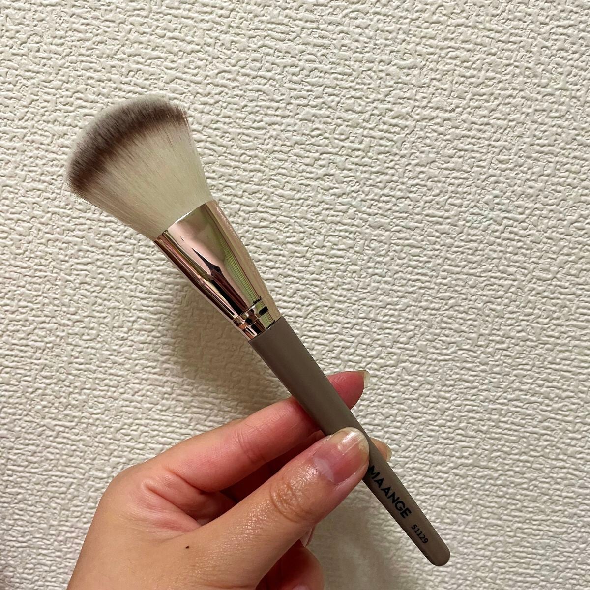 シェリー on LIPS 「安すぎません…???なSHEINで大きめブラシ3本セット購入し..」(2枚目)