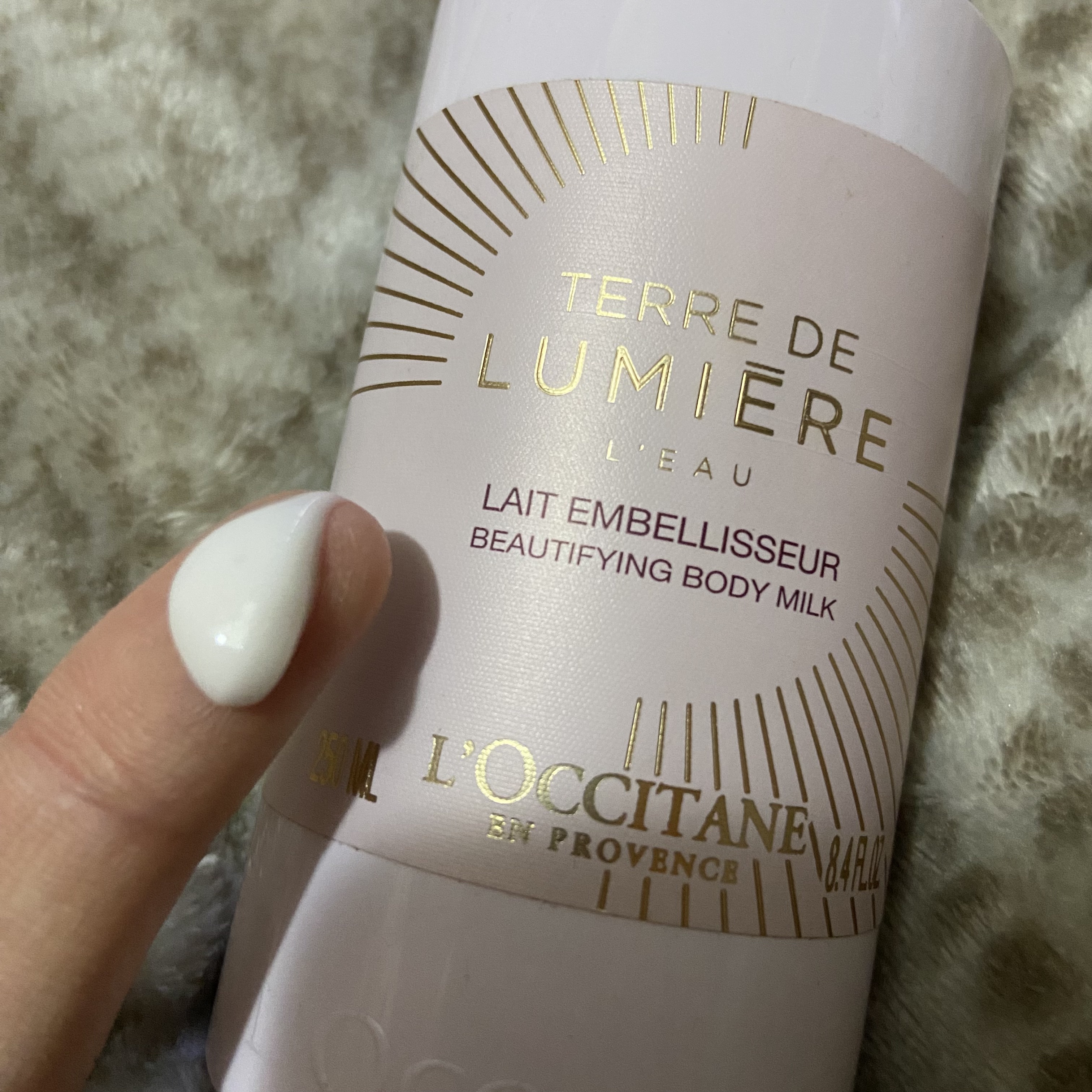 試してみた】テール ド ルミエール ボディミルク L'OCCITANEの