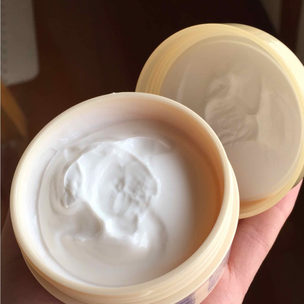 エクストラケア 高保湿クリーム/ジョンソンボディケア/ボディクリームを使ったクチコミ(2枚目)