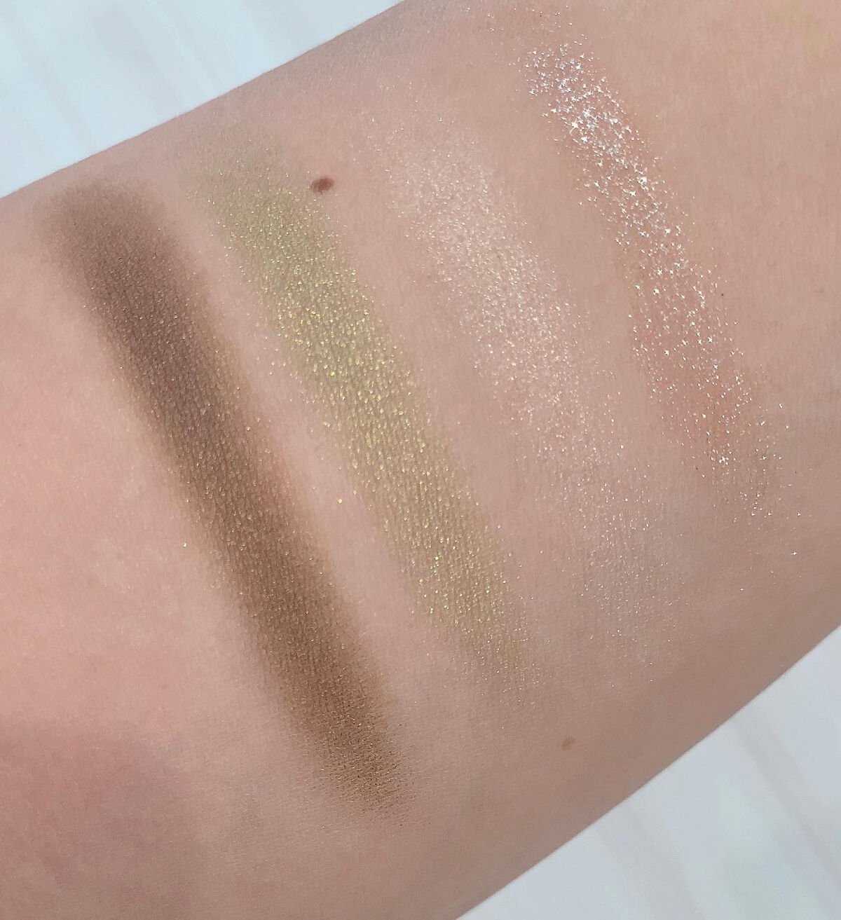 フェイスカラーパレット/チャコット・コスメティクス/アイシャドウパレットを使ったクチコミ（3枚目）