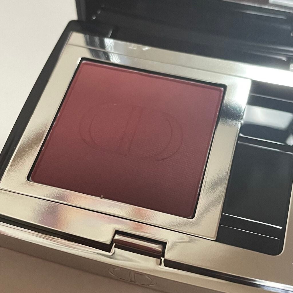 モノ クルール クチュール/Dior/単色アイシャドウを使ったクチコミ(3枚目)