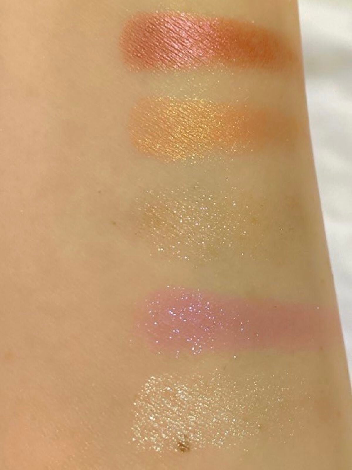 ラズル アイカラー/エレガンス ラズル /単色アイシャドウを使ったクチコミ(2枚目)