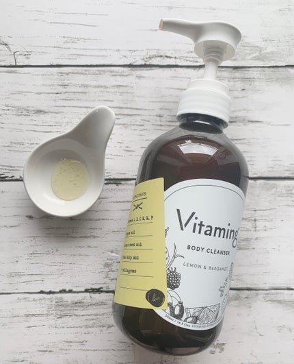 リフレッシングボディソープ(レモン&ベルガモットの香り)/Vitaming/ボディソープを使ったクチコミ(2枚目)